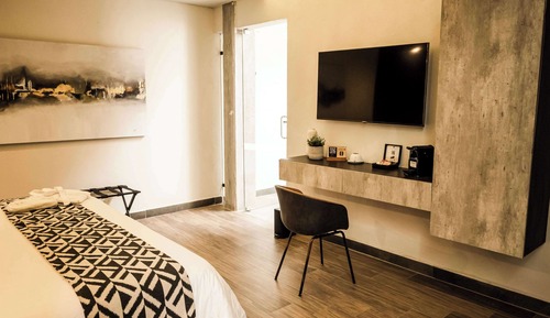 Habitación superior, 1 cama de matrimonio, no fumadores