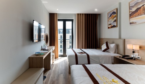 Habitación con 2 camas individuales, vistas a la ciudad