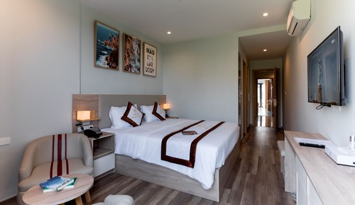 Habitación Deluxe doble, vistas parciales al mar