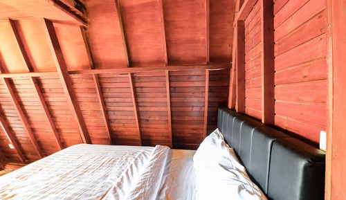 Cabaña familiar (Rumah Segitiga)