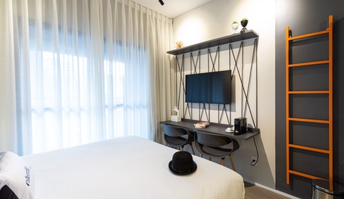 Studio Standard Casal