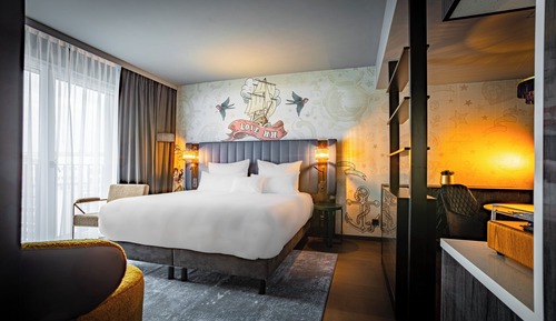 Suite (Heaven)