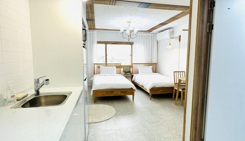 Habitación (Love Tulle 102)