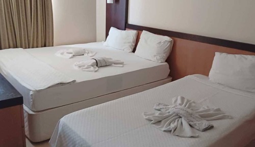 Habitación estándar con 1 cama doble o 2 individuales
