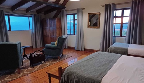 Habitación triple panorámica, vistas a la montaña