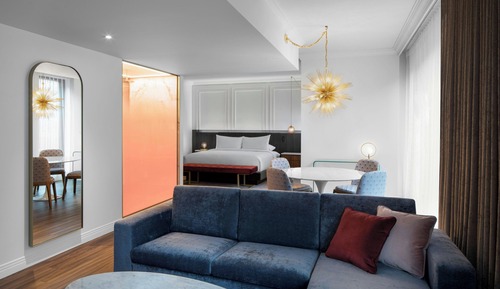 Suite, 1 cama de matrimonio grande, vistas a la ciudad