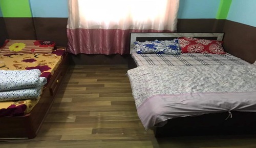 Habitación con 2 camas individuales