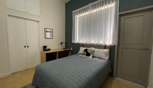 Habitación económica (Almera 8)