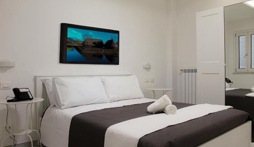 Habitación estándar doble, 1 cama de matrimonio, baño privado, vistas al jardín