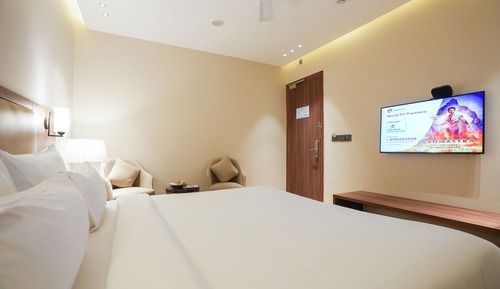 Habitación Deluxe, 1 cama de matrimonio grande, vistas a la ciudad
