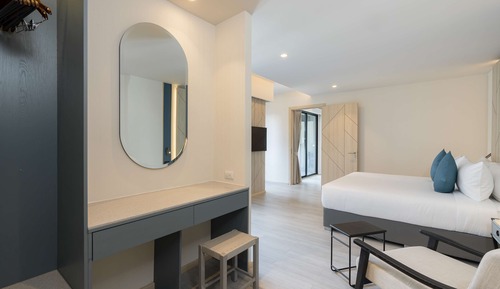Suite, 1 cama doble, balcón, vistas al jardín (Living Room)