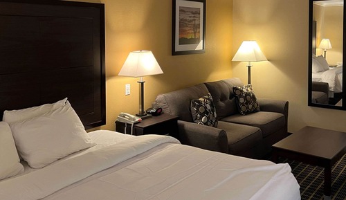 Habitación estándar, 1 cama de matrimonio grande con sofá cama, no fumadores