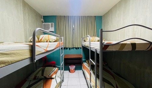 Dormitorio compartido económico