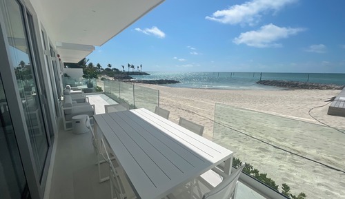 Apartamento de lujo, vistas a la playa