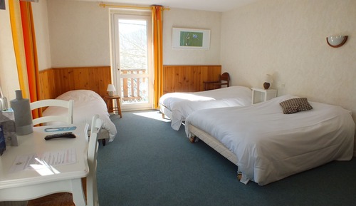 Habitación cuádruple Confort