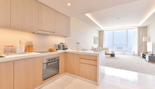 Deluxe 1BR Suite with Sea View