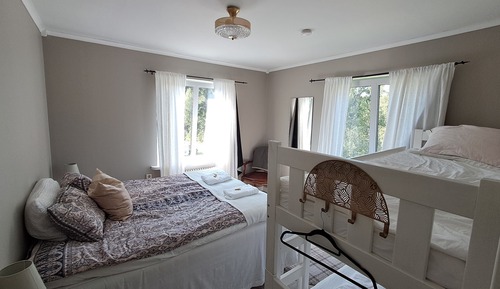Habitación cuádruple familiar, materiales antialérgicos