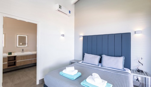 Villa de diseño, 4 habitaciones, piscina privada, vistas al mar