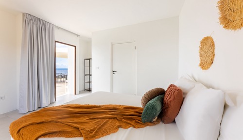 Villa ejecutiva, 3 habitaciones, piscina privada, vistas al mar