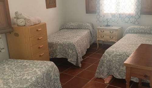 Habitación triple básica