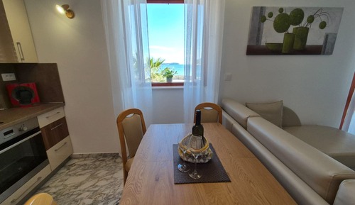 Apartamento (One Bedroom Apartment with Terrace an)