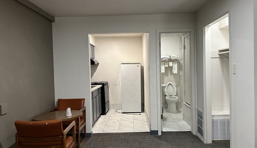 Habitación triple Deluxe, no fumadores, cocina básica