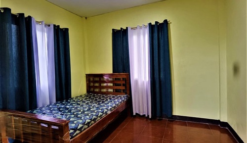 Habitación básica, 1 cama individual, vistas al patio, en la zona del patio