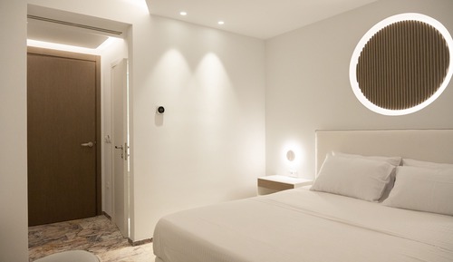 Comfort Plus, 1 Queen Bed