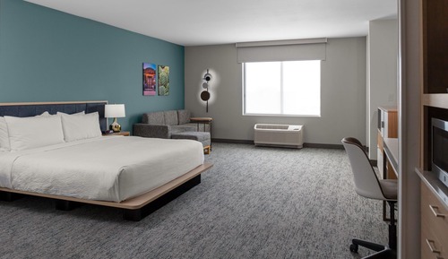Suite, 1 habitación (Mobility Accessible, Roll-In Shower)