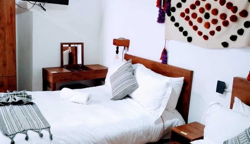 Habitación cuádruple básica, baño privado