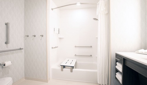 Suite, 1 cama de matrimonio grande, accesible para personas con discapacidad, bañera