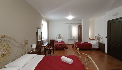 Habitación cuádruple Deluxe