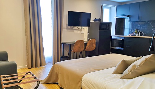 Estudio panorámico, baño privado, vistas al jardín (Domaine Rombeau)