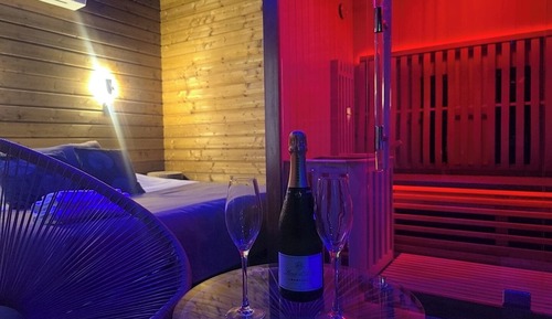 Suite romántica, bañera de hidromasaje (Love Room & Spa Privatif)