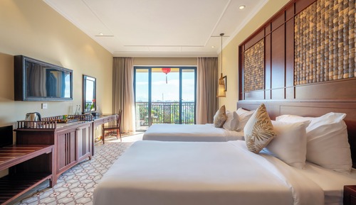 Deluxe Pool View with Balcony
