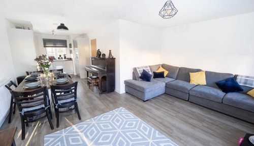 Casa (3 Bedrooms)