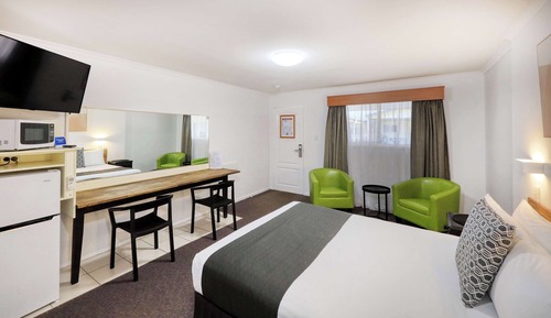 Habitación Deluxe, 1 cama de matrimonio, no fumadores, frigorífico y microondas
