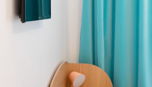 Habitación superior con 1 cama doble o 2 individuales