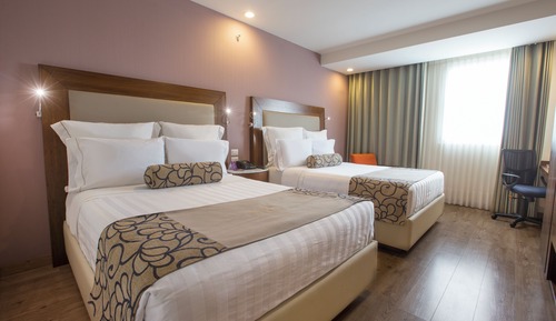 Habitación ejecutiva doble, 2 camas de matrimonio (Deluxe)