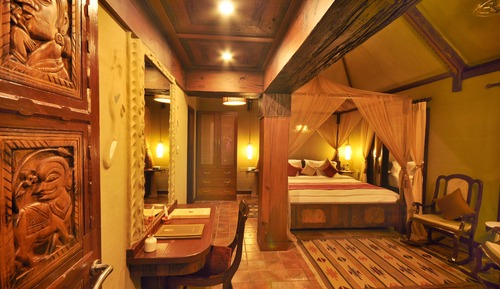 Suite presidencial, 1 cama de matrimonio grande, patio, vistas al lago