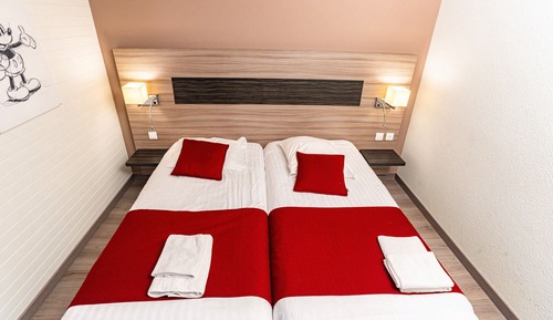 Habitación con 2 camas individuales