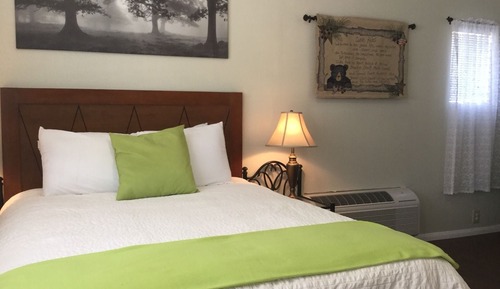 Habitación Deluxe, 1 cama de matrimonio, cocina básica, vistas a la montaña
