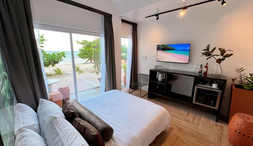 Habitación triple, vistas al mar, frente a la playa