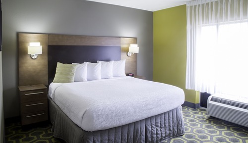 Suite, 2 habitaciones, no fumadores (Mobility/Hearing Accessible, Tub)