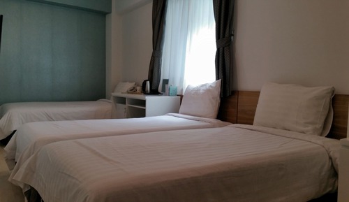 Habitación triple (Non-Korean Nationals Only)