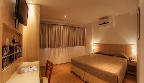 Habitación estándar con 1 cama doble o 2 individuales