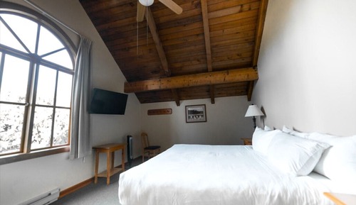 Habitación familiar, varias camas, no fumadores, vistas al jardín