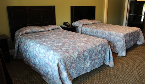 2 Bed Suite Non-Smoking - 2 Full Size Beds