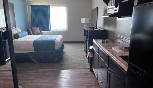 Suite, 1 cama de matrimonio, no fumadores (Single, Extended Stay)