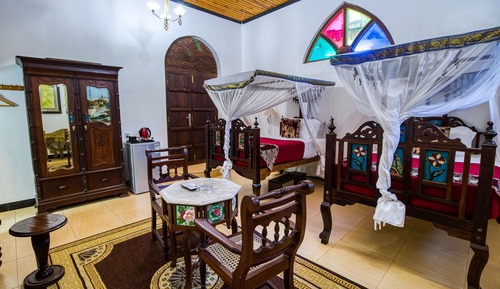 Habitación estándar con 2 camas individuales
